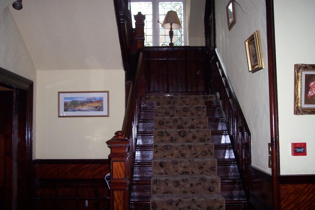 Braehead Guest House Інвернесс Екстер'єр фото